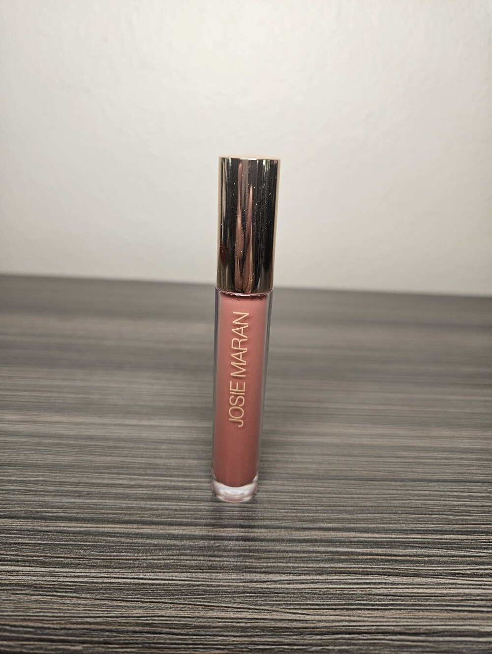 Josie Maran Mrs. Belle Lip Gloss Argan Natural Volume .09oz Brand new